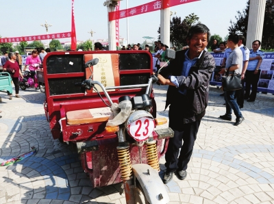 濮陽(yáng)男子自家電動(dòng)車被盜 偷鄰居家電動(dòng)車補(bǔ)損失