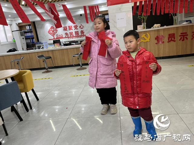 駐馬店市西園街道文化路社區(qū)開展“鬧元宵，猜燈謎”有獎(jiǎng)活動(dòng)