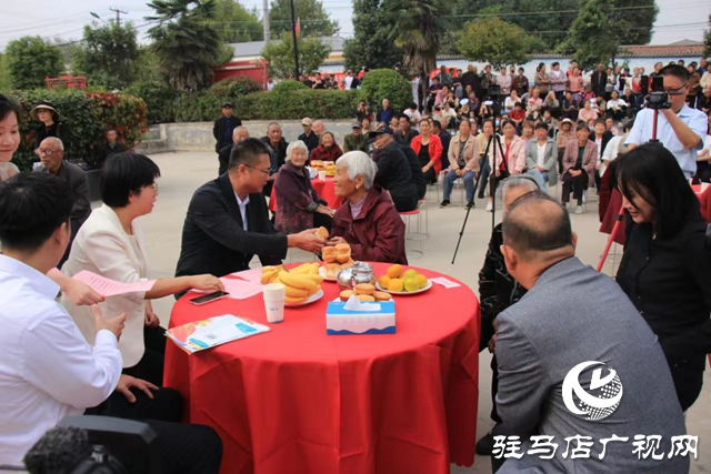 西平縣譚店鄉(xiāng)祁莊村舉辦移風易俗文藝匯演