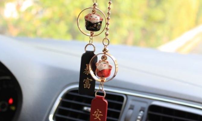 情緒價(jià)值引領(lǐng)消費(fèi)新潮流 汽車衍生品生意何以越做越火?